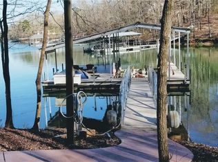 447 Hopkins Rd, Townville, SC 29689