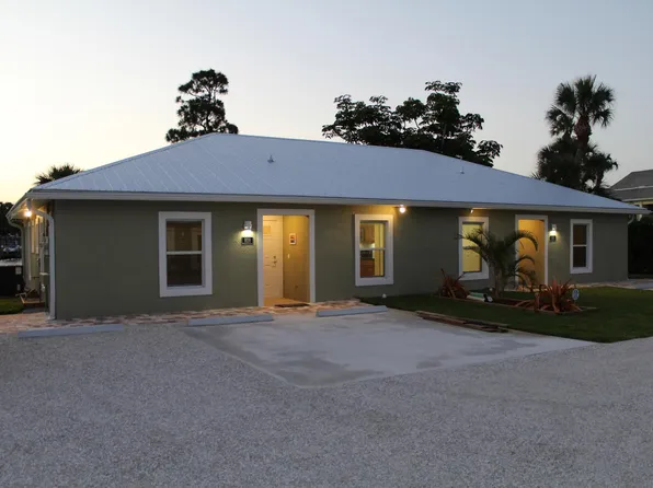 928 NW Spruce Ridge Dr, Stuart, FL 34994