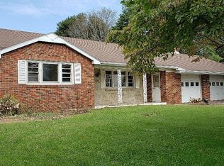 68 Pumping Station Rd, Hanover, PA 17331