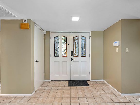 5th image of 3312 El Encanto Ct