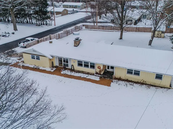 301 Maple Hts, Bath, NY 14810