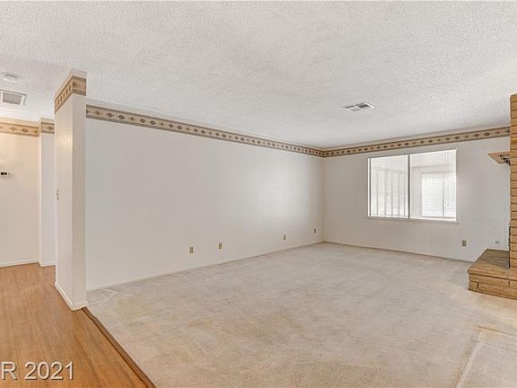4th image of 438 Sunburst Dr