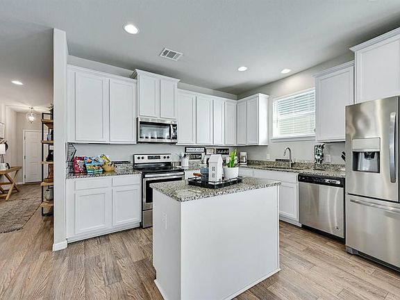 4th image of 316 La Escalera Dr