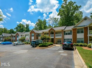 401 Streamside Dr, Roswell, GA 30076