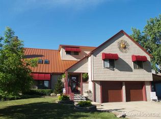 22586 Statler St, Saint Clair Shores, MI 48081