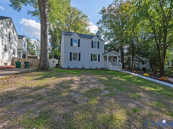 3rd image of 7615 Hollins Rd
