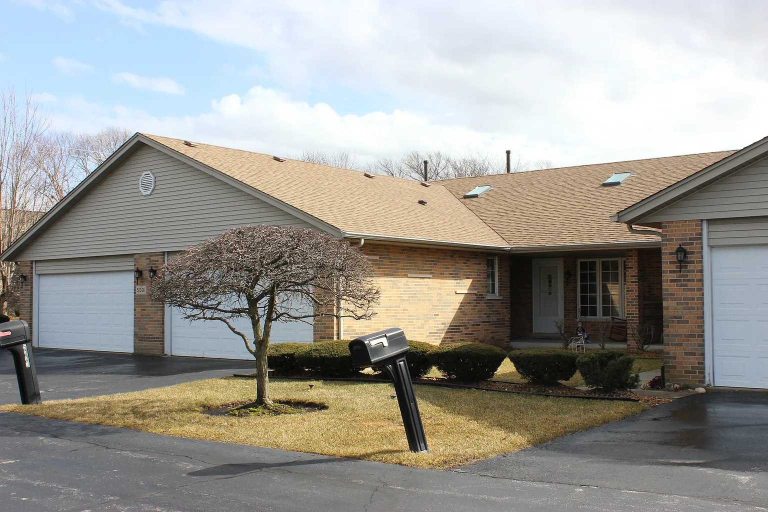 5003 W Circle Pl photo 1