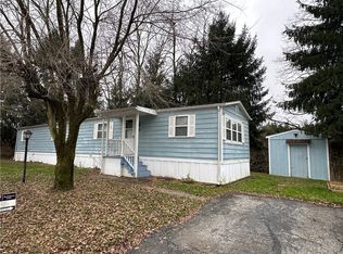 224 Kingston Ln, Indiana, PA 15701