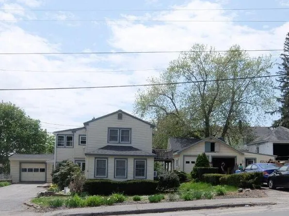 6 Monroe Street, Augusta, ME 04330