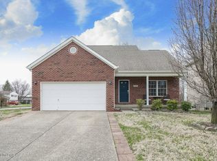 9708 River Trail Dr, Louisville, KY 40229