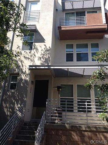 1st image of 404 E Jeanette Ln