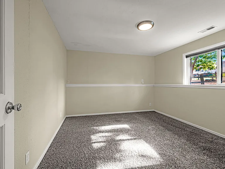 1311 Westend Ave #A — Photo 22