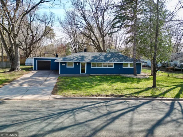 1914 Lombardy Ln, White Bear Lake, MN 55110