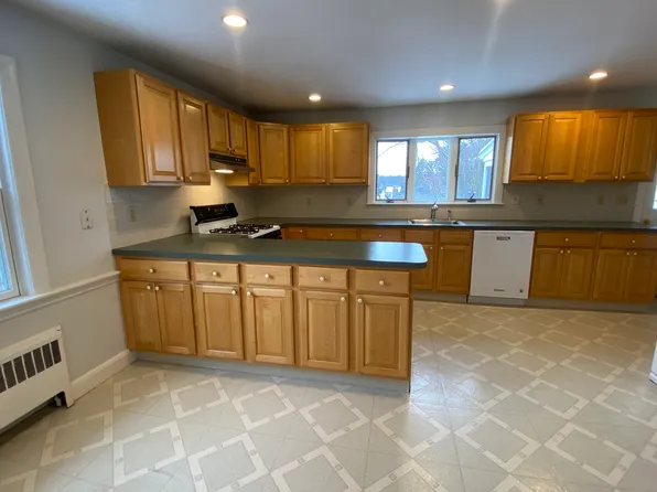 (undisclosed Address), Medford, MA 02155