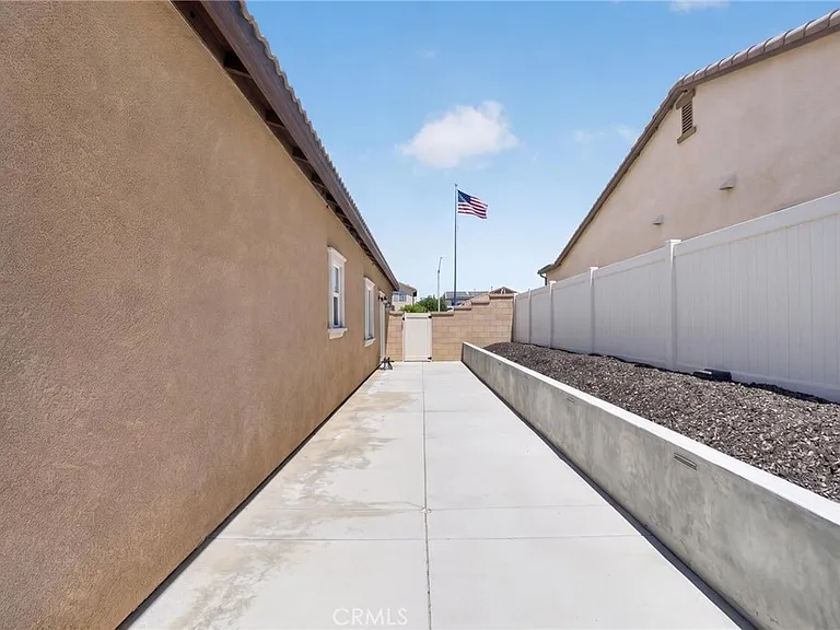 30151 Meadow Oaks St — Photo 46