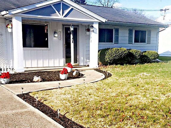 5th image of 712 E Edgar Ave