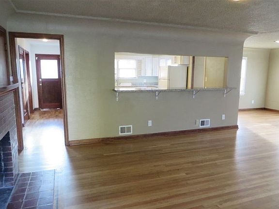 5th image of 6429 Pacific Ave APT 2