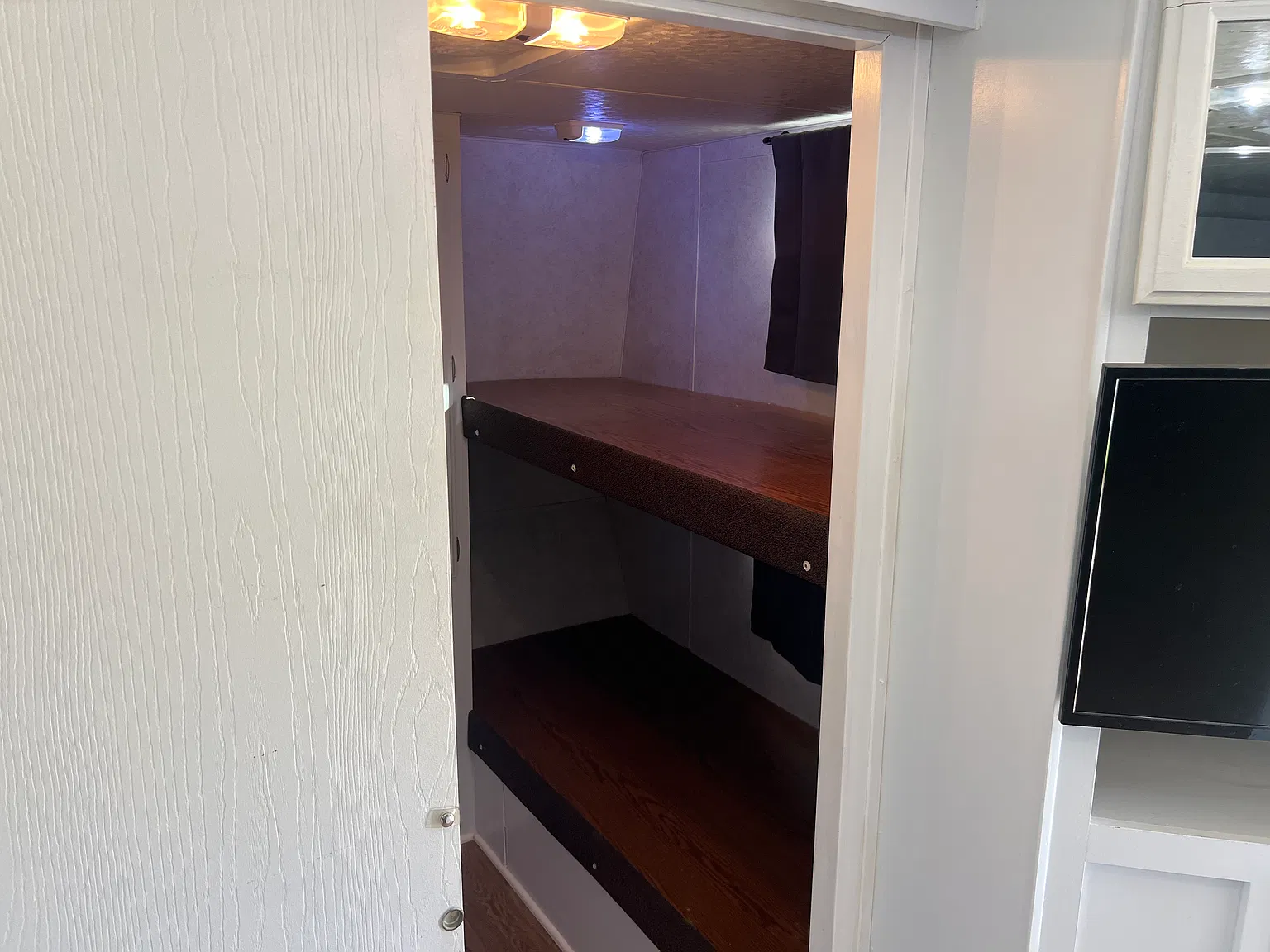 2 bed, 500 sqft, $2,000 — Photo 4