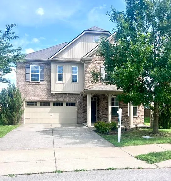 4822 Genoa Dr — Photo 1