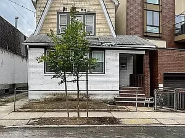 1334 East 14th Street image 1 of 4