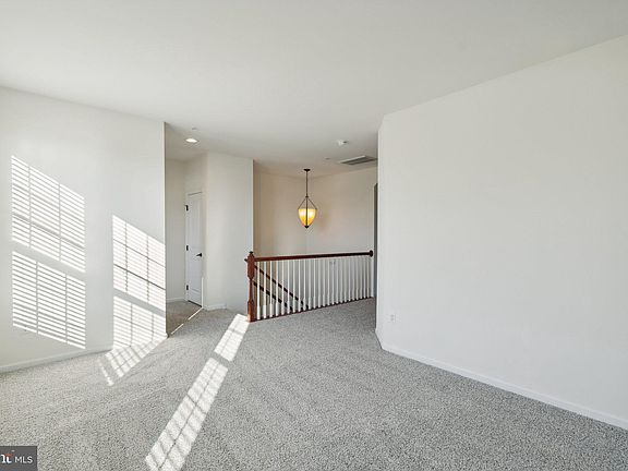 4th image of 7885 Culloden Crest Ln