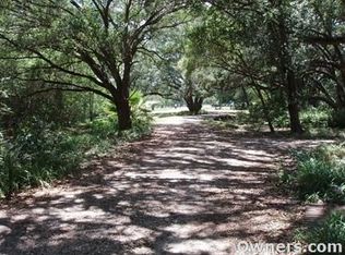 7302 Live Oak Cir, Alvin, TX 77511