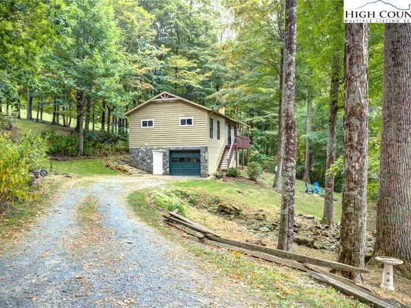 460 Harley Perry Road, Zionville, NC 28698