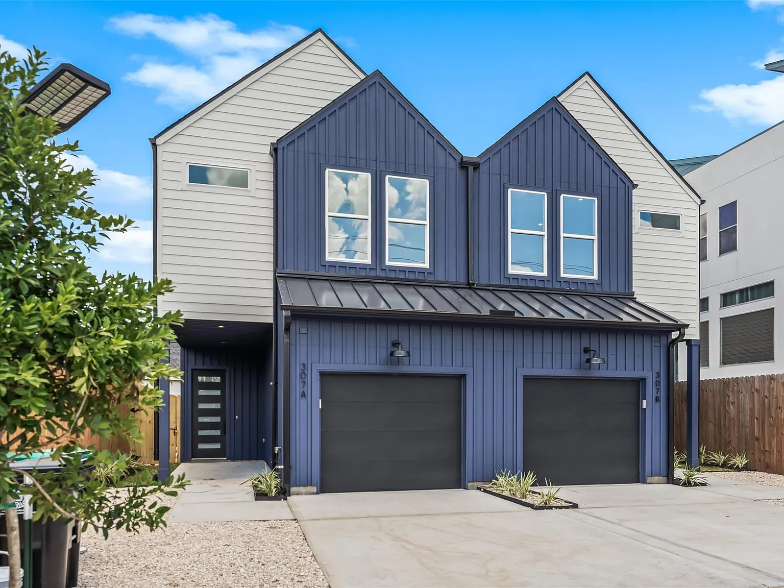 3 bed, 2.5 bath, 1665 sqft, $2,499 — Photo 3