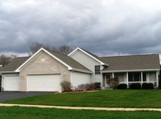 87 Autumnwood Dr, Rockton, IL 61072
