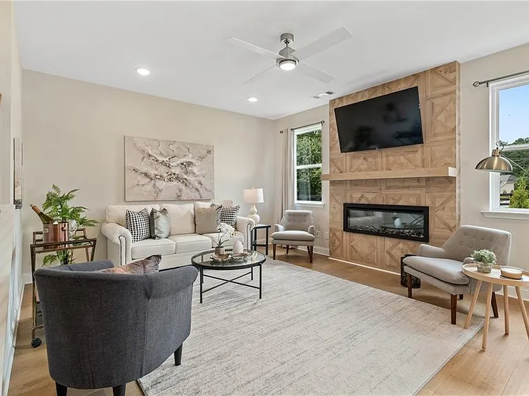 1700 Hickory Grove Rd NW — Photo 11