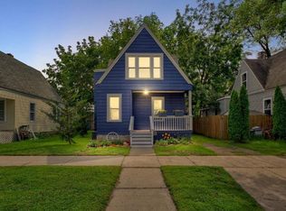 21 6th St NW, Faribault, MN 55021