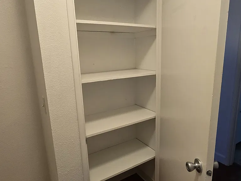 8018 SW Cedarcrest St — Photo 12