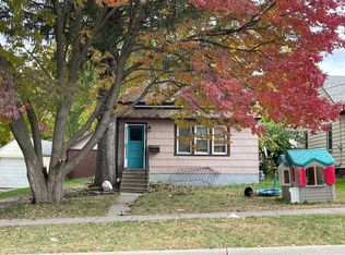 1221 James Ave, Albert Lea, MN 56007