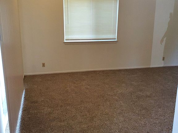 2nd image of 4125 Henry Ct APT A