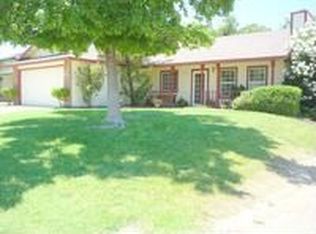 595 Kimberly Pl, Coalinga, CA 93210