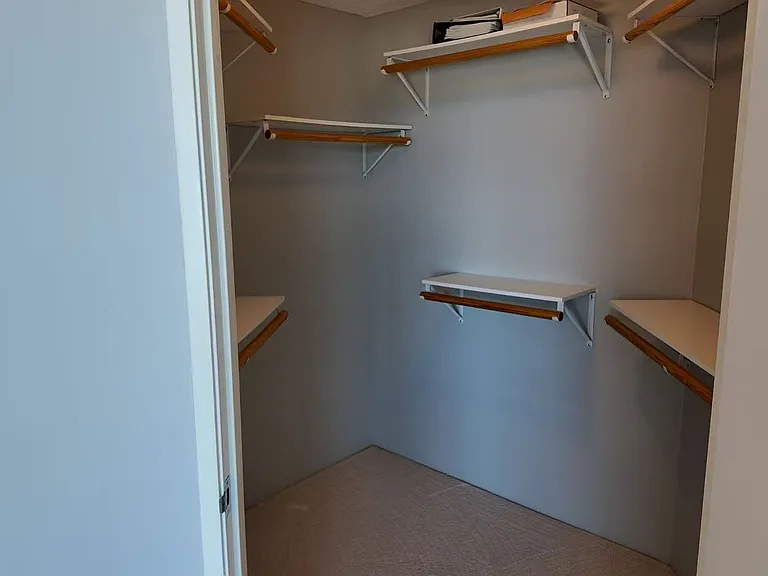 1720 N Maple St #1040 — Photo 8