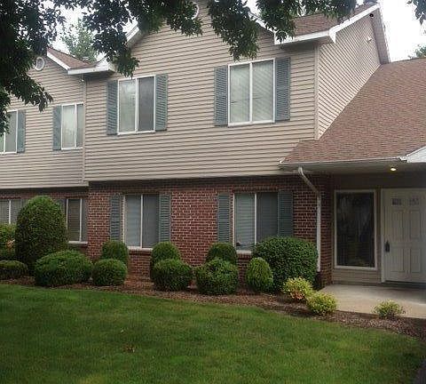 2nd image of 3161 Windcrest Dr NE