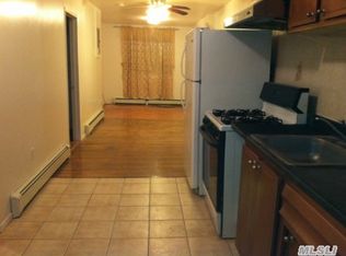 2502 121st St, Flushing, NY 11354
