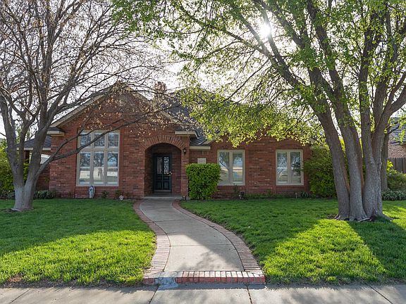 2nd image of 3433 Cinderella Ln