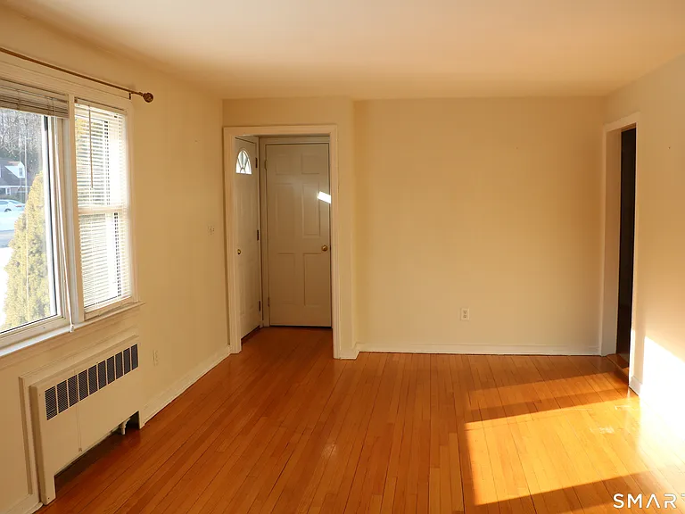 69 Rentell Rd — Photo 10