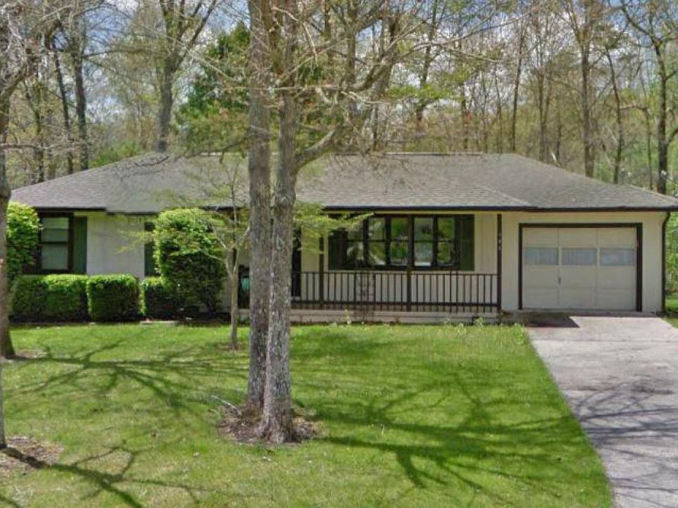1st image of 142 Dovenshire Dr