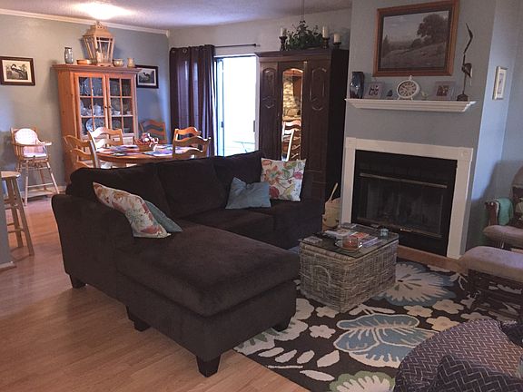 4th image of 609 Ridgeline Dr