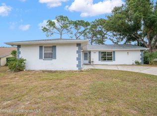 7426 Allen Dr, Weeki Wachee, FL 34613