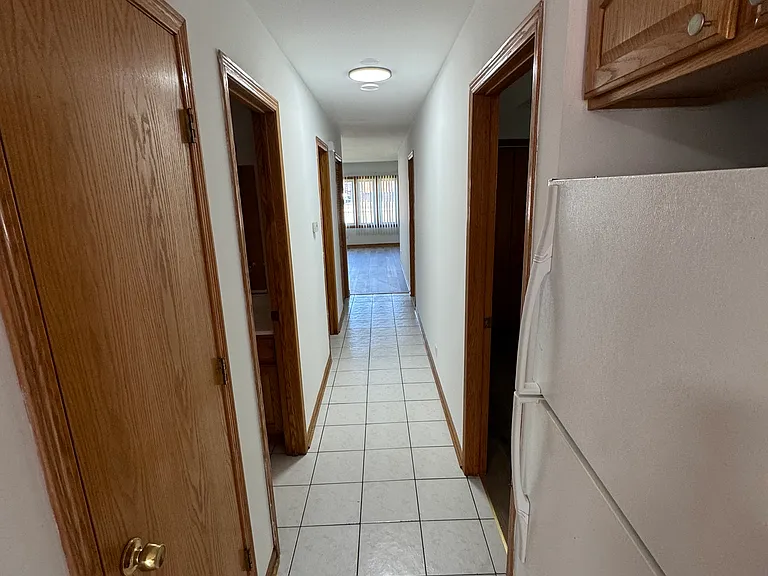 5223 S Archer Ave #1 — Photo 3