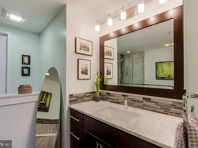 11990 Market St #1604 — Photo 13