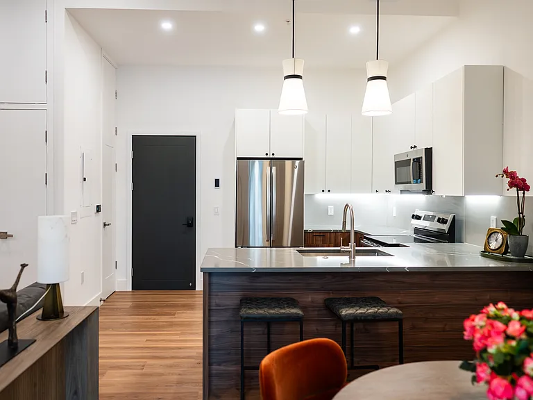 The Roe at Manayunk Apartments and Townhomes — Photo 112