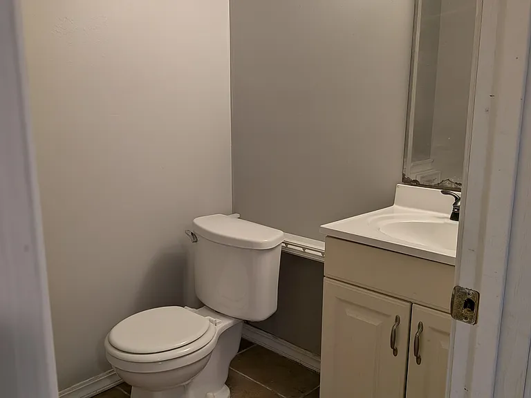 13236 Carter St — Photo 20