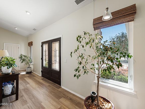 5th image of 361 Freya Dr