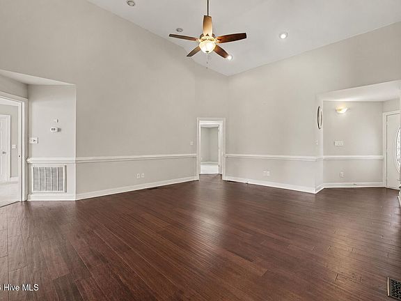 2nd image of 201 N Herring Street