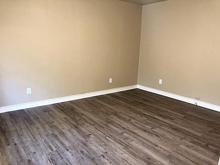 75 Jordan Dr — Photo 7